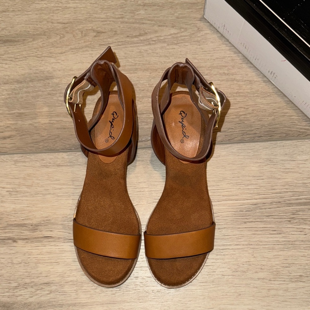 Qupid Tan Ankle Strap Sandals